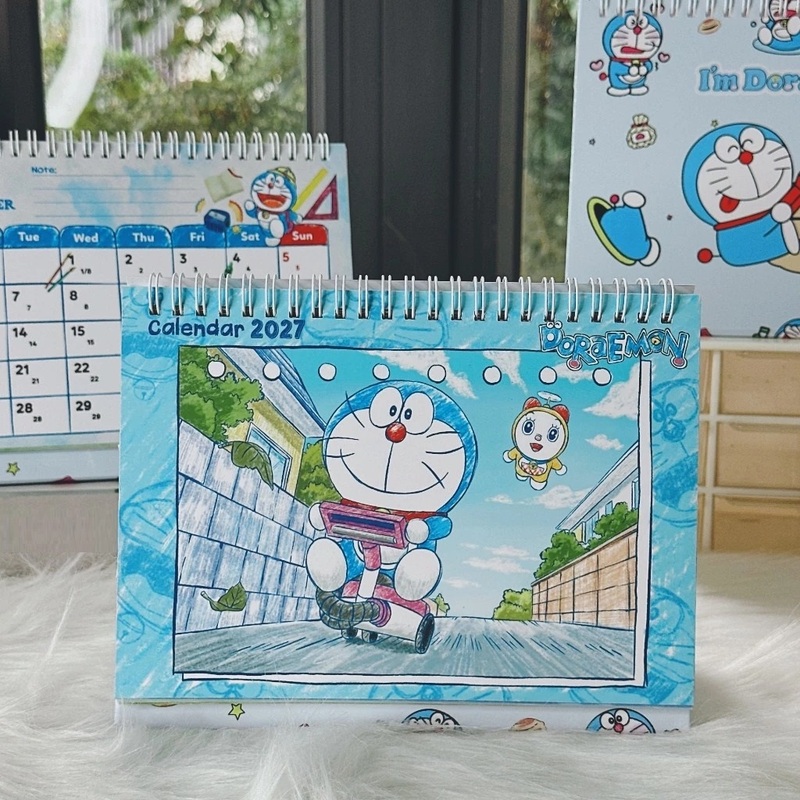 Mẫu lịch để bàn chủ đề Doreamon cute