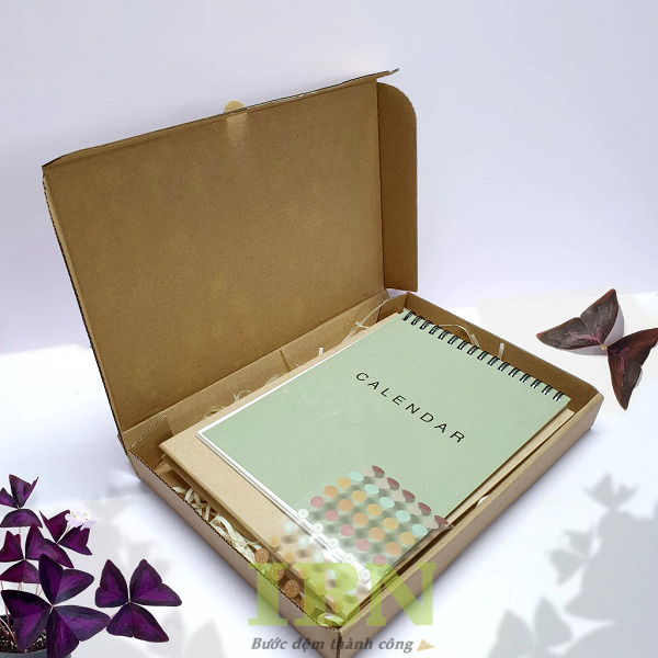 Hộp Carton Nhỏ 56 Mẫu hộp giấy carton kích thước nhỏ, dẹt dùng đựng lịch để bàn