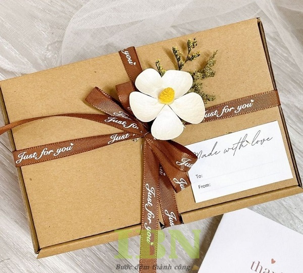 Hộp Carton Nhỏ 63 Mẫu hộp giấy carton đựng quà tặng