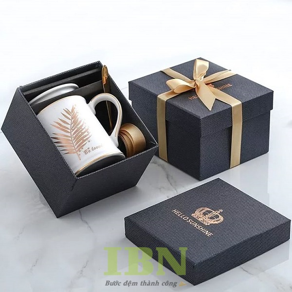 Mẫu hộp âm dương hình vuông đựng cốc uống nước