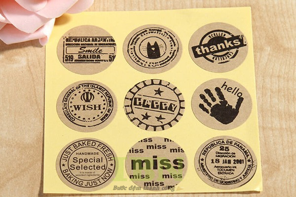 Sticker giấy kraft tròn