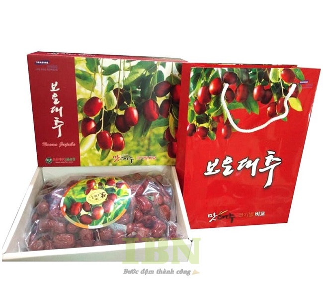 Mẫu hộp giấy đựng táo đỏ có quai