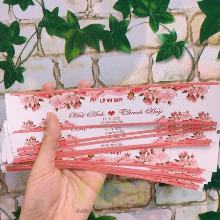 Mẫu tem dán thân chai nước đám cưới hình chữ nhật