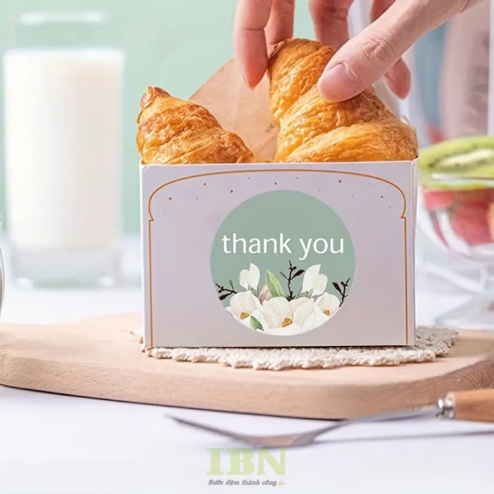 Tem cảm ơn dán lên hộp bánh, túi bánh.