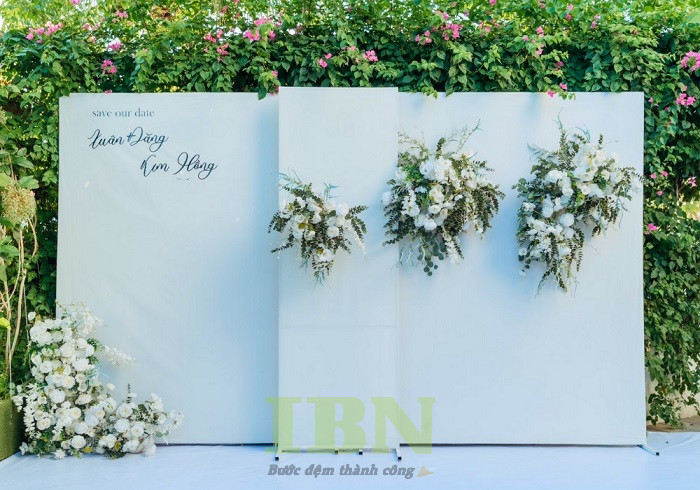 Hướng dẫn thiết kế backdrop sự kiện đẹp, chuyên nghiệp | In Bảo Ngọc