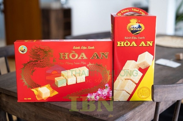Mẫu hộp đựng bánh đậu xanh ép kim sang trọng