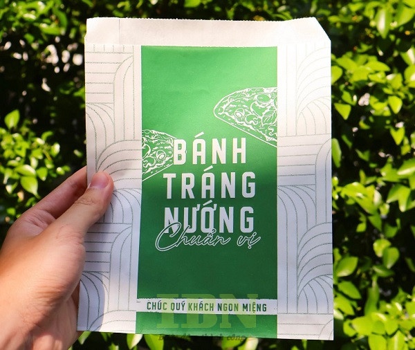 Quy trình đặt hàng và sản xuất túi giấy đựng bánh tráng nướng