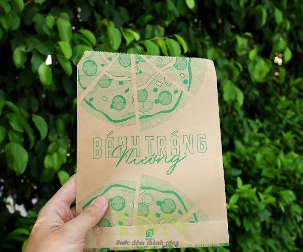 Mẫu túi đựng bánh tráng nướng bằng giấy Kraft