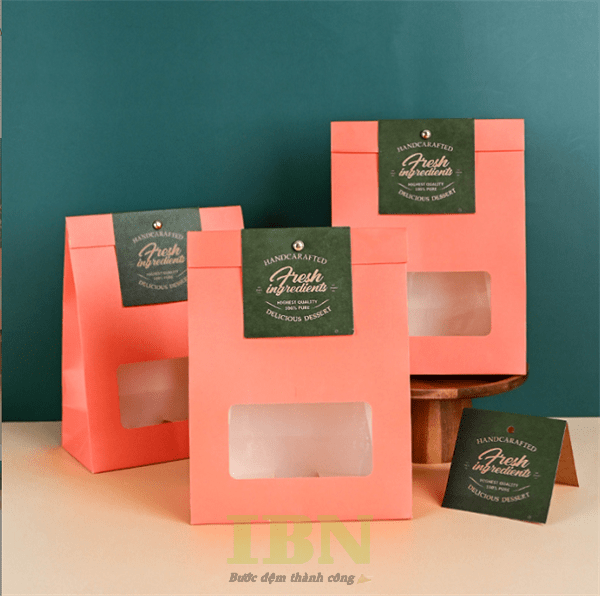 Mẫu túi giấy đựng bánh kẹo có cửa sổ