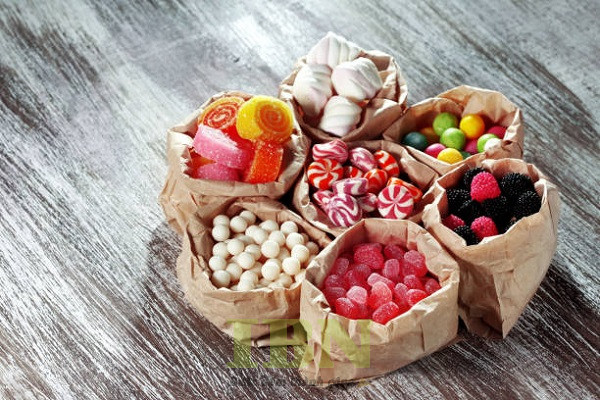 Mẫu túi đựng bánh kẹo bằng giấy kraft