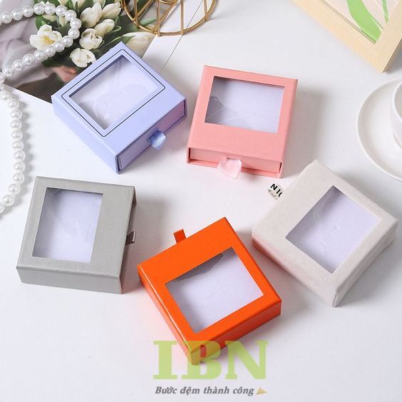 Mẫu hộp giấy ngăn kéo hình vuông, có cửa sổ