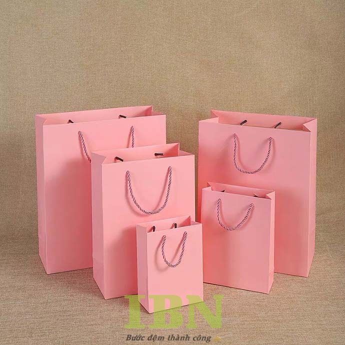 Mẫu túi giấy đựng trang sức, phụ kiện nhiều kích thước