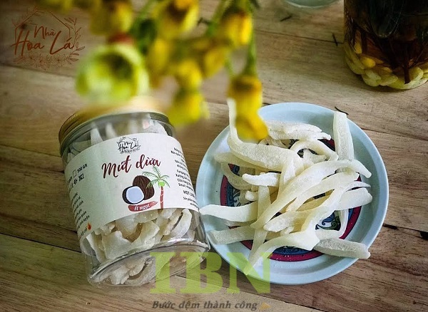 Mẫu tem nhãn mứt dừa hình chữ nhật dán thân hộp