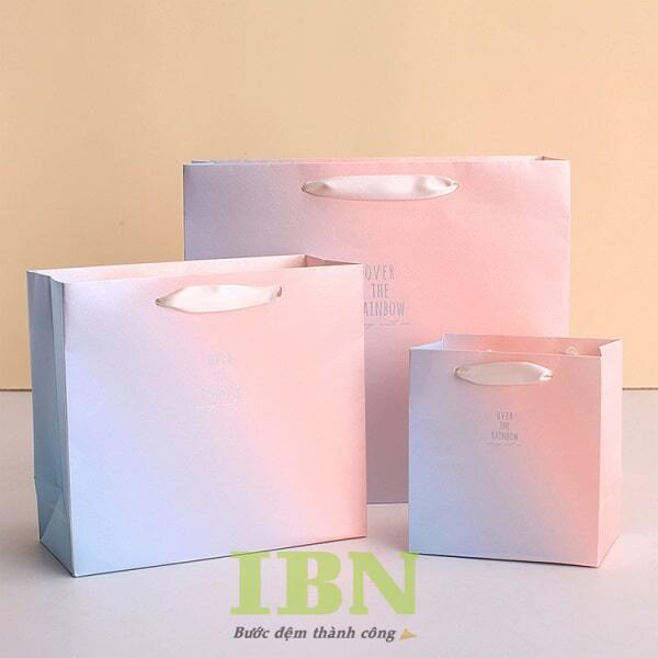 Túi giấy cán màng mờ, nhiều kích thước