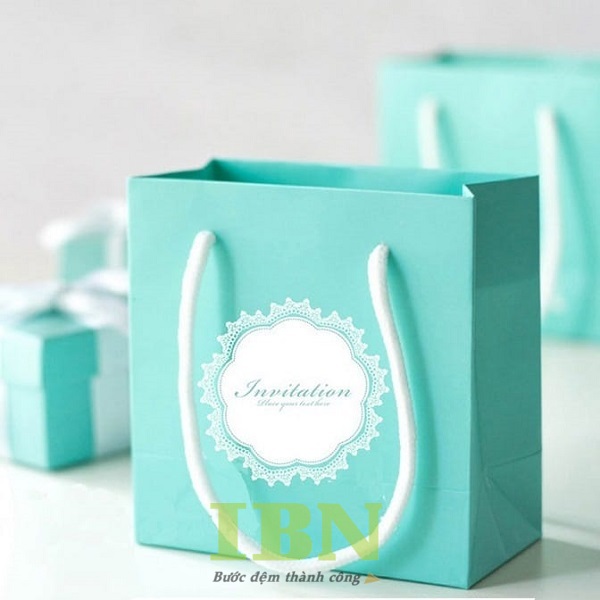 Túi giấy cán màng là gì?