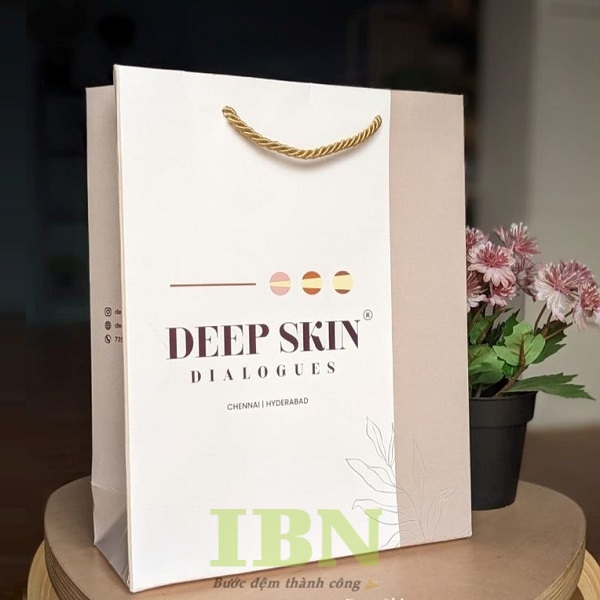 Mẫu túi giấy sự kiện in tên thương hiệu