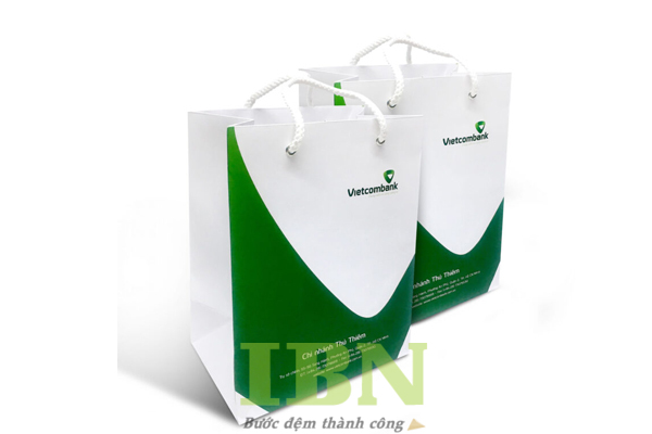 Mẫu túi giấy sự kiện của ngân hàng Vietcombank