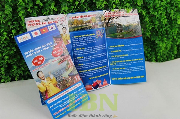 Mẫu brochure du học các quốc gia châu Á