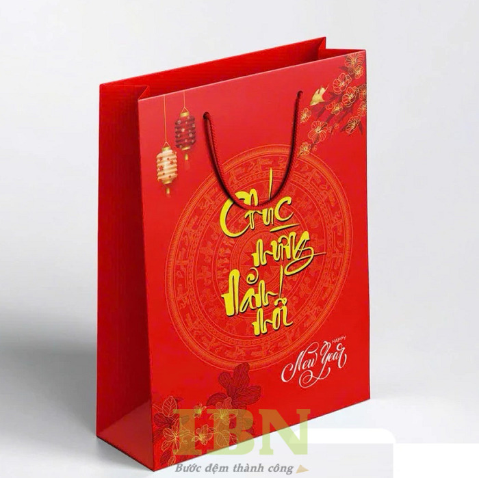 Mẫu túi giấy chúc mừng năm mới dáng đứng