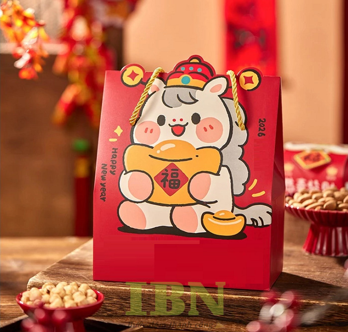 Mẫu túi giấy chúc mừng năm mới hình ngựa cute