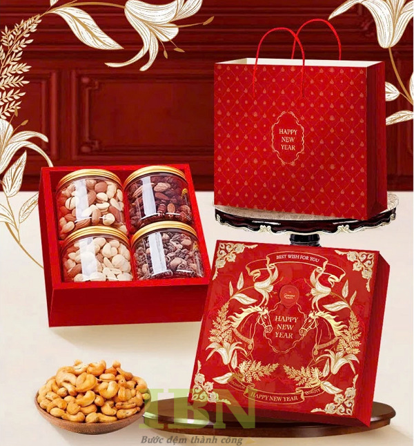 Túi Giấy Đựng Mứt 34 Túi đựng mứt làm từ chất liệu gì?