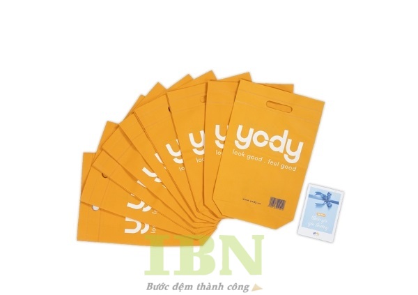 Mẫu túi giấy YODY thiết kế ấn tượng