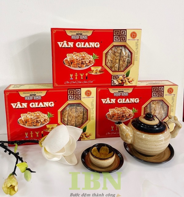 Hộp Giấy Đựng Kẹo Lạc 22 Hộp giấy đựng kẹo lạc đóng vai trò gì?