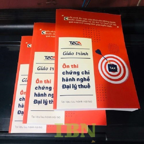 Sách giáo trình thường được in với những kích thước nào?