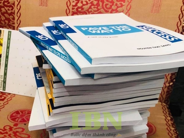 Mẫu giáo trình in bìa màu bắt mắt