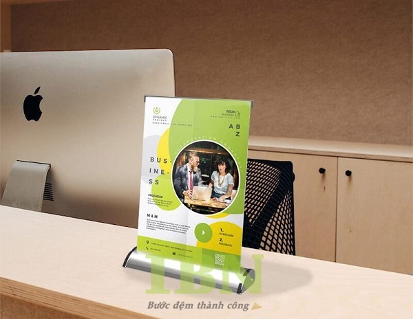 Standee để bàn là gì?