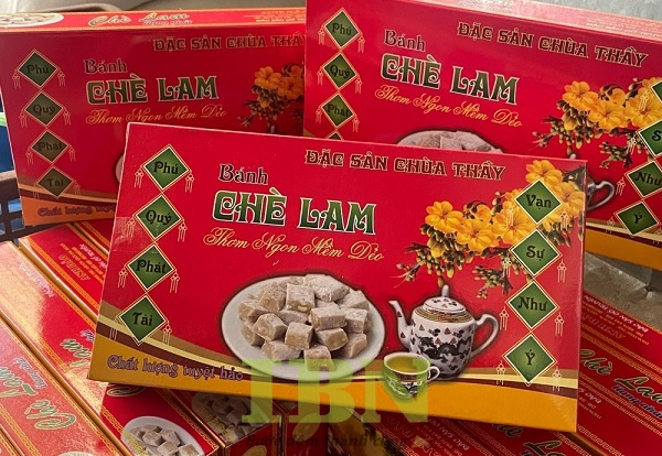 Mẫu hộp bánh chè lam đẹp, tông đỏ bắt mắt