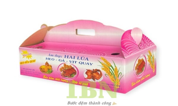 Mẫu hộp carton đựng heo quay màu hồng thu hút