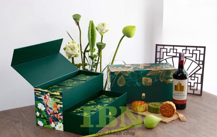 Hộp Bánh Trung Thu Hai Tầng 26 Hộp bánh trung thu hai tầng có ưu điểm gì so với hộp truyền thống