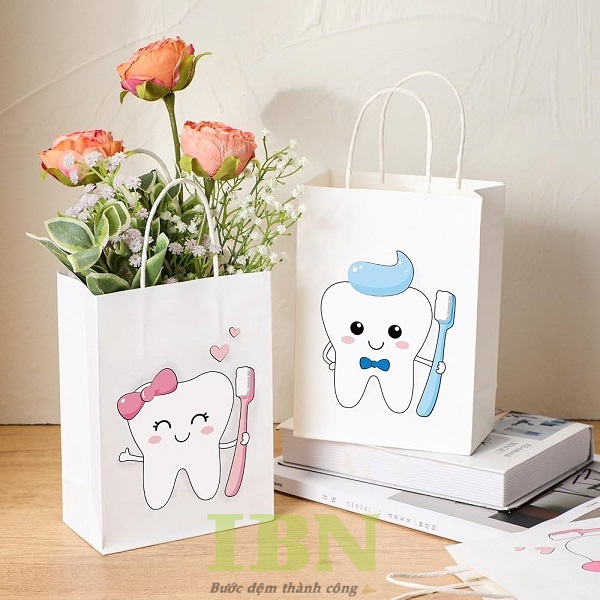 Vai trò túi giấy đối với các bệnh viện, phòng khám nha khoa
