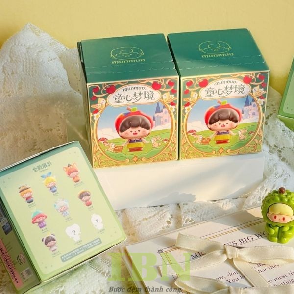 Mẫu hộp giấy blind box chất liệu ivory cán màng mờ