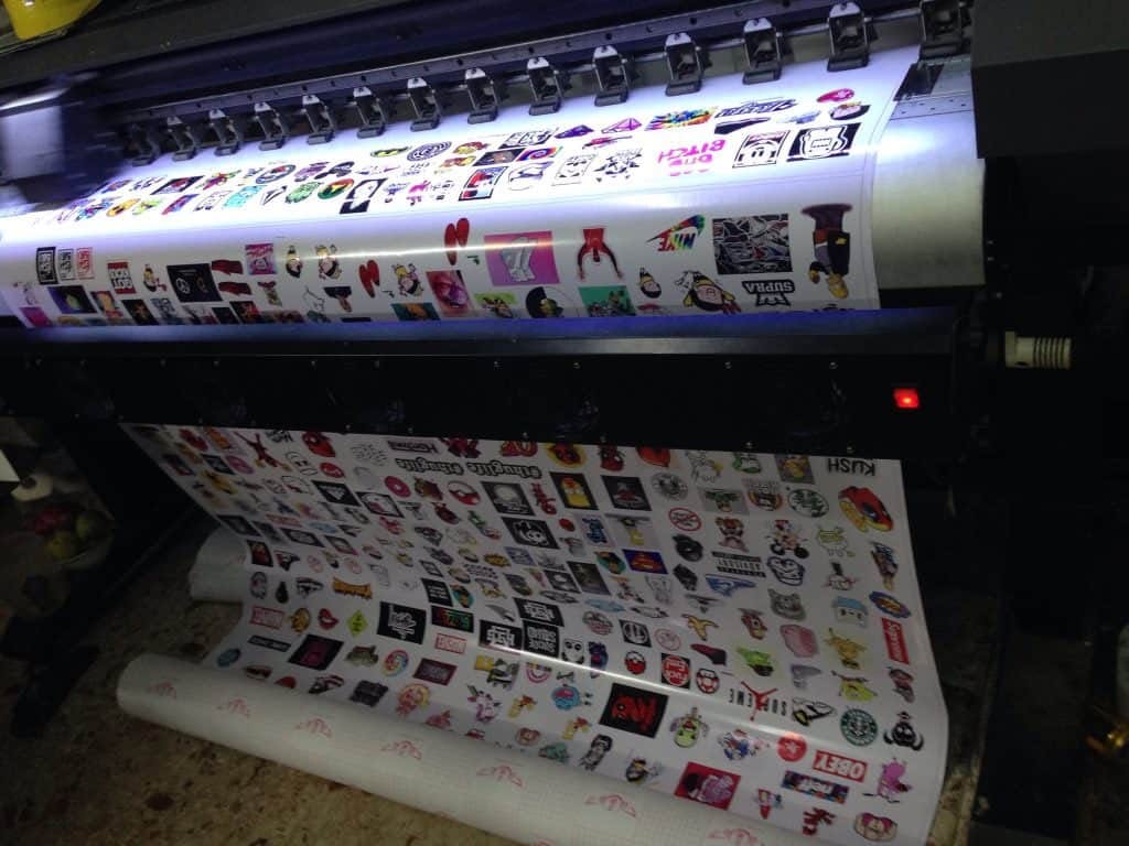 40+ Mẫu Sticker Noel, Sticker Giáng Sinh Đẹp, Kiểu Dáng Đa Dạng 120 In Sticker Noel theo yêu cầu, giá cạnh tranh tại xưởng In Bảo Ngọc