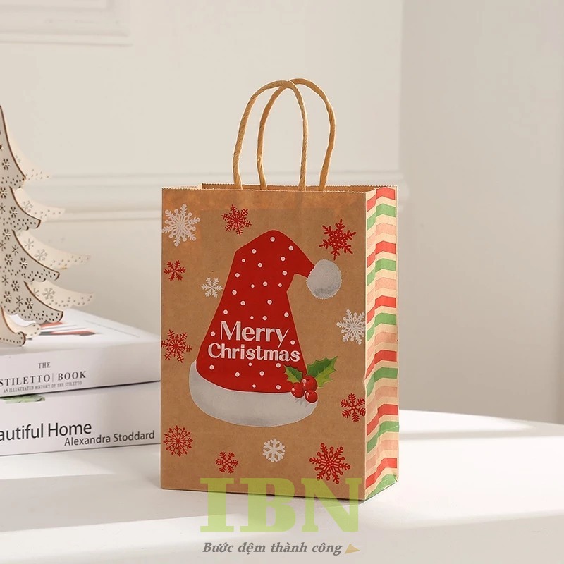 Mẫu túi giấy kraft in hình chiếc nón Noel